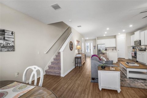 Touwnhouse à vendre à San Antonio, Floride: 3 chambres, 172.43 m2 № 2110554 - photo 14