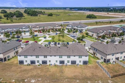 Touwnhouse à vendre à San Antonio, Floride: 3 chambres, 172.43 m2 № 2110554 - photo 26
