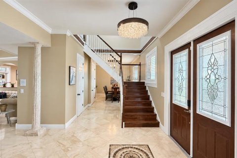 House in Fort Myers, Florida 5 bedrooms, 469.25 sq.m. № 2415464 - photo 6
