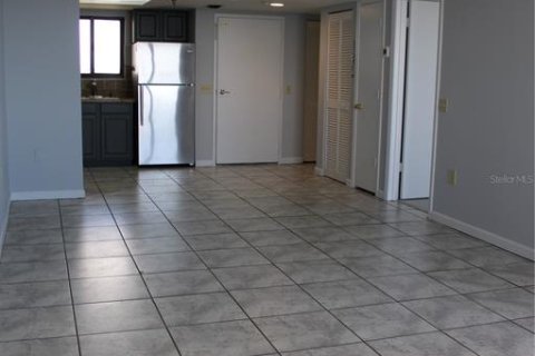 Condominio en venta en Hudson, Florida, 1 dormitorio, 68.1 m2 № 1678527 - foto 12