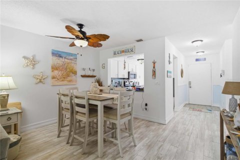 Condo in Sarasota, Florida, 2 bedrooms № 2151516 - photo 8