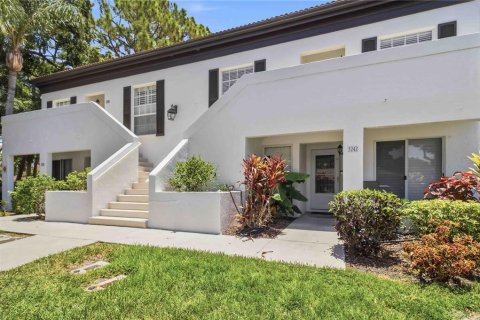 Condo in Sarasota, Florida, 2 bedrooms № 2151516
