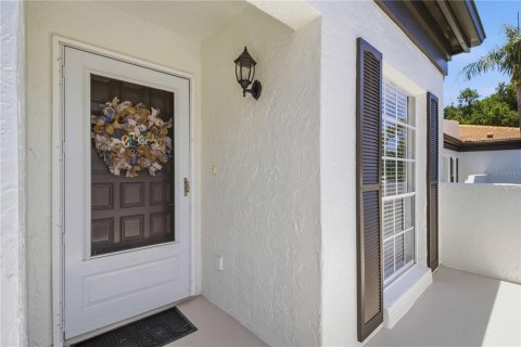 Condo in Sarasota, Florida, 2 bedrooms № 2151516 - photo 28