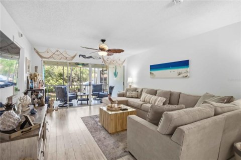Condo in Sarasota, Florida, 2 bedrooms № 2151516 - photo 14