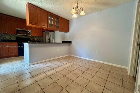 Condo in Boynton Beach, Florida, 2 bedrooms  № 1616950 - photo 14