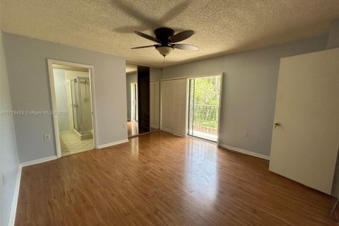 Condo in Boynton Beach, Florida, 2 bedrooms  № 1616950 - photo 27