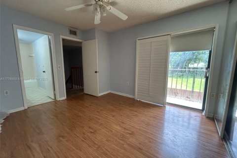 Condo in Boynton Beach, Florida, 2 bedrooms  № 1616950 - photo 26