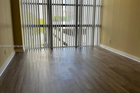 Copropriété à vendre à Sunny Isles Beach, Floride: 1 chambre, 71.26 m2 № 2003705 - photo 12