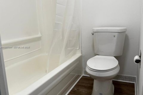 Copropriété à vendre à Sunny Isles Beach, Floride: 1 chambre, 71.26 m2 № 2003705 - photo 16