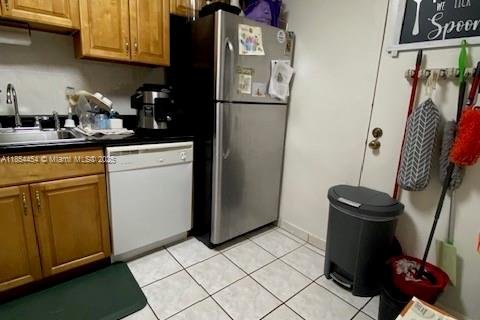 Condominio en venta en Pinecrest, Florida, 2 dormitorios, 91.23 m2 № 1877813 - foto 18