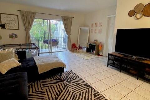 Condominio en venta en Pinecrest, Florida, 2 dormitorios, 91.23 m2 № 1877813 - foto 20