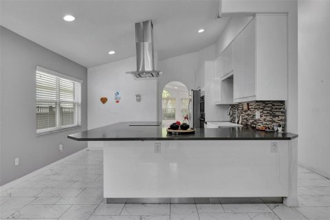 Villa ou maison à vendre à Orlando, Floride: 4 chambres, 192.4 m2 № 1840364 - photo 4