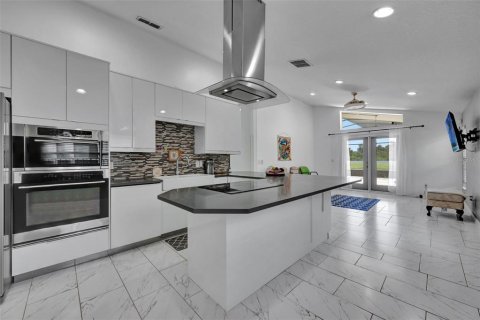 Villa ou maison à vendre à Orlando, Floride: 4 chambres, 192.4 m2 № 1840364 - photo 3