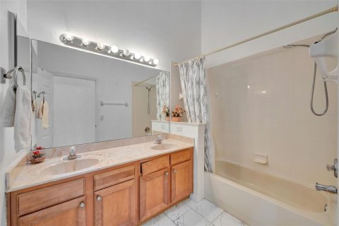 Villa ou maison à vendre à Orlando, Floride: 4 chambres, 192.4 m2 № 1840364 - photo 20