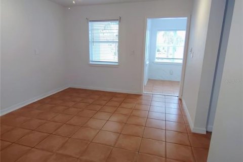 Appartement à louer à Madeira Beach, Floride: 1 chambre, 55.74 m2 № 2122391 - photo 4