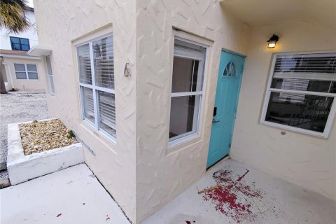Appartement à louer à Madeira Beach, Floride: 1 chambre, 55.74 m2 № 2122391 - photo 2