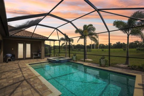 House in Riverview, Florida 4 bedrooms, 296.17 sq.m. № 2151496 - photo 19