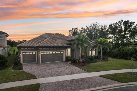 House in Riverview, Florida 4 bedrooms, 296.17 sq.m. № 2151496 - photo 3