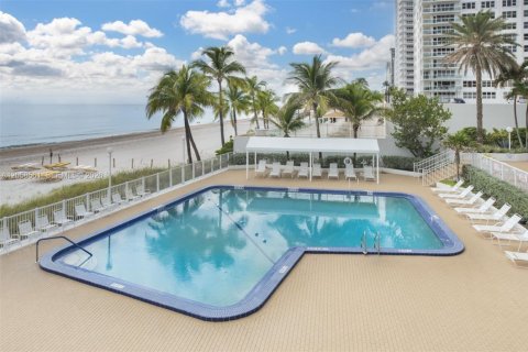 Condo in Fort Lauderdale, Florida, 1 bedroom № 2185541 - photo 26