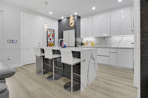 Condominio en venta en Doral, Florida, 4 dormitorios, 172.98 m2 № 2000974 - foto 8