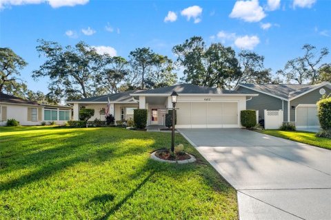 Casa en venta en Spring Hill, Florida, 2 dormitorios, 187.66 m2 № 2431664 - foto 3