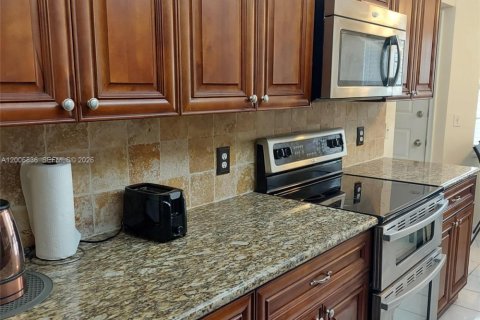 Copropriété à louer à Pembroke Pines, Floride: 2 chambres, 102.19 m2 № 2070654 - photo 8