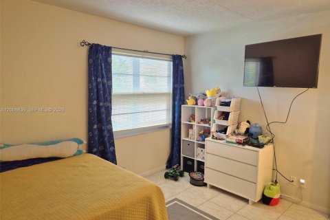 Copropriété à louer à Pembroke Pines, Floride: 2 chambres, 102.19 m2 № 2070654 - photo 14