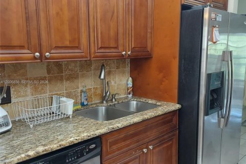 Copropriété à louer à Pembroke Pines, Floride: 2 chambres, 102.19 m2 № 2070654 - photo 7