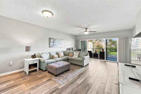 Condominio en venta en Largo, Florida, 2 dormitorios, 122.63 m2 № 2287808 - foto 24