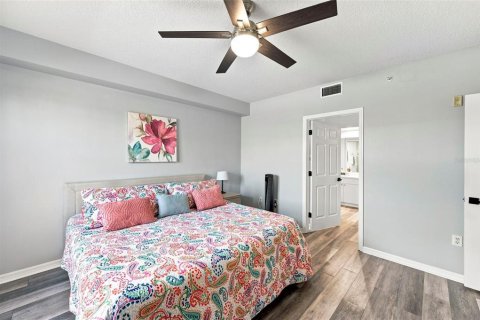Condominio en venta en Largo, Florida, 2 dormitorios, 122.63 m2 № 2287808 - foto 30