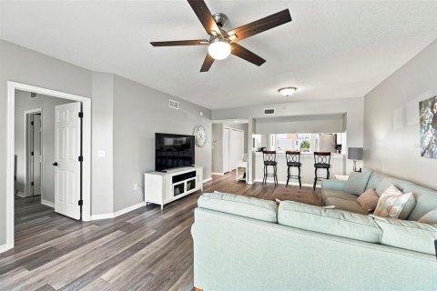 Condominio en venta en Largo, Florida, 2 dormitorios, 122.63 m2 № 2287808 - foto 27