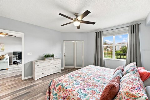 Condominio en venta en Largo, Florida, 2 dormitorios, 122.63 m2 № 2287808 - foto 13
