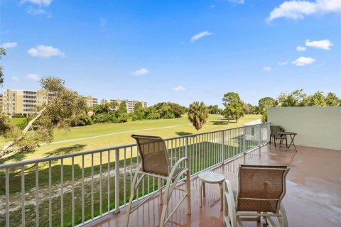 Condominio en venta en Largo, Florida, 2 dormitorios, 122.63 m2 № 2287808 - foto 9
