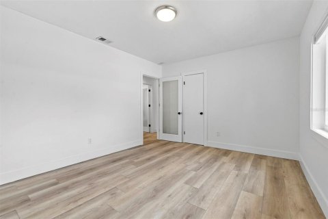 Villa ou maison à vendre à Clearwater, Floride: 3 chambres, 147.53 m2 № 2416387 - photo 15