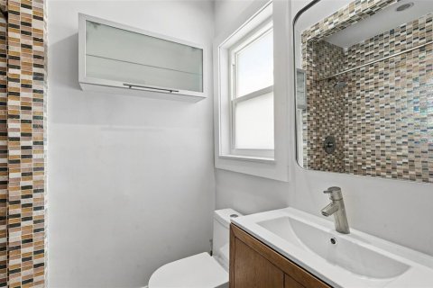 Villa ou maison à vendre à Clearwater, Floride: 3 chambres, 147.53 m2 № 2416387 - photo 25