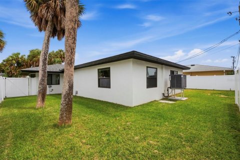 Villa ou maison à vendre à Clearwater, Floride: 3 chambres, 147.53 m2 № 2416387 - photo 28