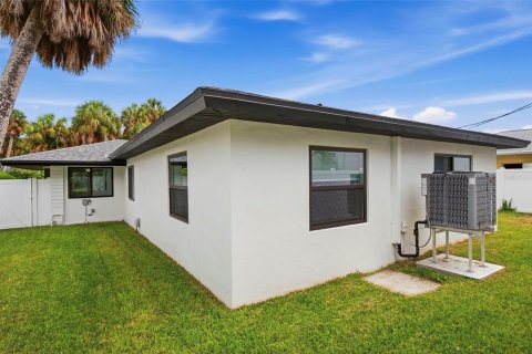 Villa ou maison à vendre à Clearwater, Floride: 3 chambres, 147.53 m2 № 2416387 - photo 29
