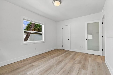 Villa ou maison à vendre à Clearwater, Floride: 3 chambres, 147.53 m2 № 2416387 - photo 18