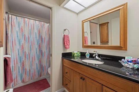 Copropriété à vendre à Sarasota, Floride: 2 chambres, 125.7 m2 № 1643318 - photo 17