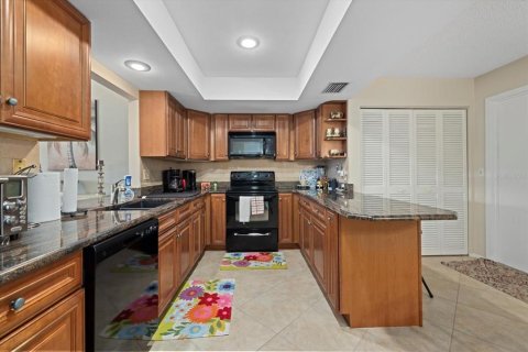 Copropriété à vendre à Sarasota, Floride: 2 chambres, 125.7 m2 № 1643318 - photo 11