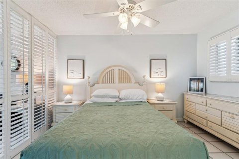 Condo in Clearwater, Florida, 1 bedroom  № 1870214 - photo 22