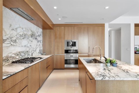 Copropriété à vendre à Aventura, Floride: 3 chambres, 233.93 m2 № 1939637 - photo 4