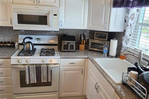 Copropriété à louer à Dunedin, Floride: 1 chambre, 88.91 m2 № 2094748 - photo 10