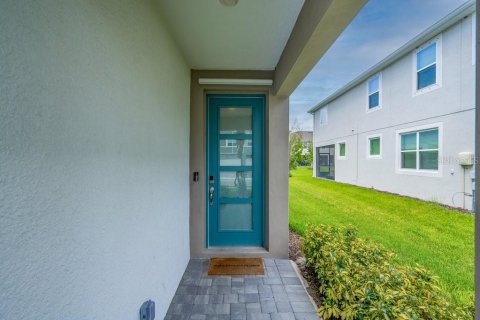 Townhouse in Brandon, Florida 4 bedrooms, 240.99 sq.m. № 2287886 - photo 6