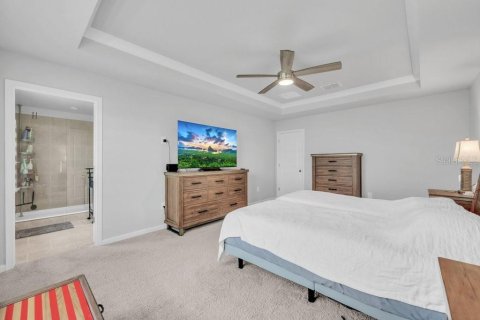 Townhouse in Brandon, Florida 4 bedrooms, 240.99 sq.m. № 2287886 - photo 20