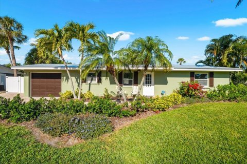 Villa ou maison à Holmes Beach, Floride 3 chambres, 183.39 m2 № 2092271
