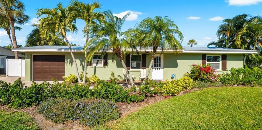 Villa ou maison à Holmes Beach, Floride 3 chambres, 183.39 m2 № 2092271