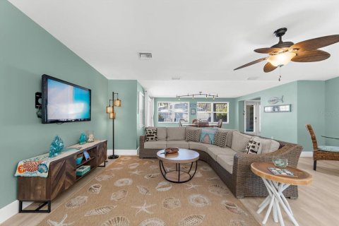 Villa ou maison à vendre à Holmes Beach, Floride: 3 chambres, 183.39 m2 № 2092271 - photo 18
