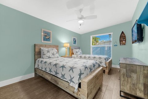 Villa ou maison à vendre à Holmes Beach, Floride: 3 chambres, 183.39 m2 № 2092271 - photo 25