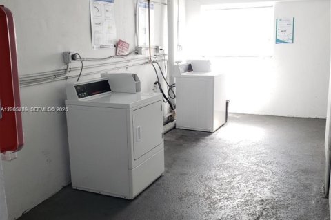 Copropriété à louer à Hialeah, Floride: 3 chambres, 116.13 m2 № 2069611 - photo 10